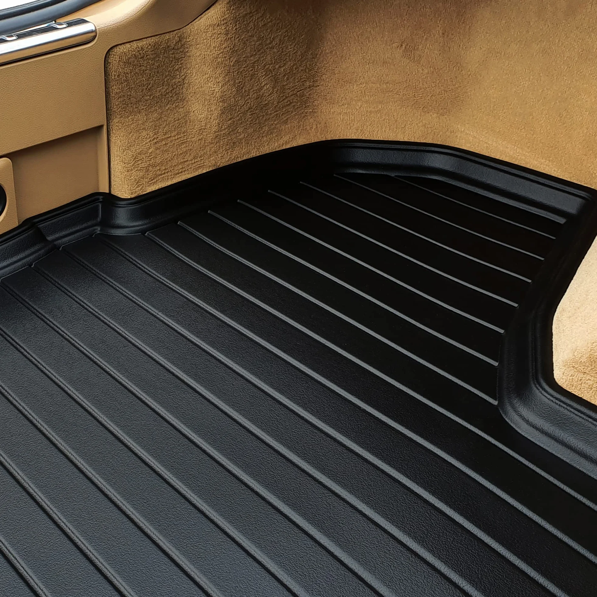 MOTOS Alfombra de goma para el suelo del coche para BYD Seal U desde 2024 Mejore su comodidad de viaje con la alfombra antideslizante Car DZ- Felpudo de coche para todo tipo de clima, protección contr