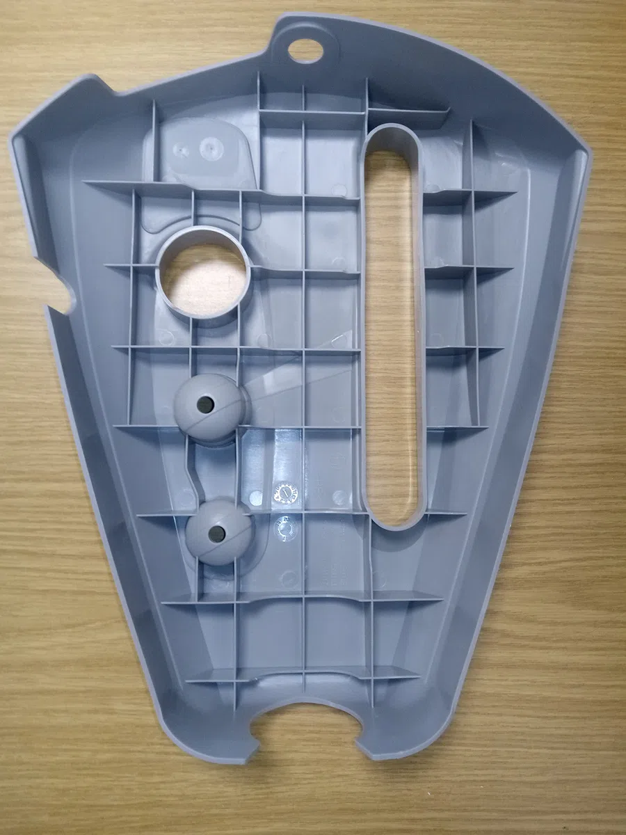 trailer parts4u Alko - Cubierta de plástico para caravana (150 V, 200 V, 200 V, freno de inercia para Caravan 690.387 690387 para: 150 V 200 12500631250065)