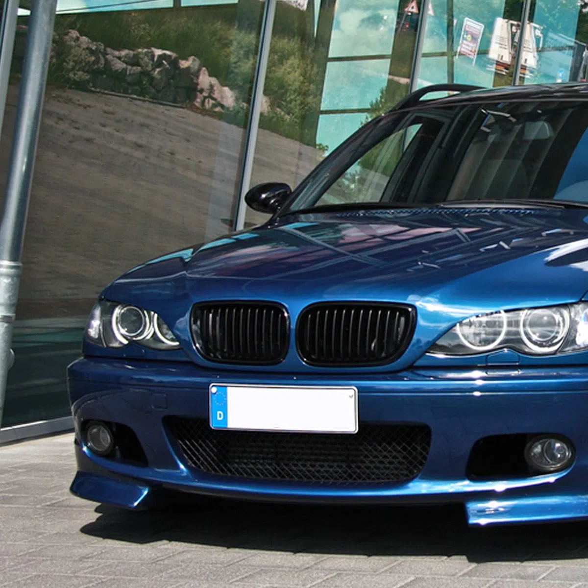 E46 Rejilla de Radiador, Parrilla Frontal Negra de Alto Brillo, Par de Rejillas de Radiador deportivas de Doble Barra para Serie 3 E46 4 Puertas 4d 2002-2005 Lci Facelift (No Apto para 2 Puertas)