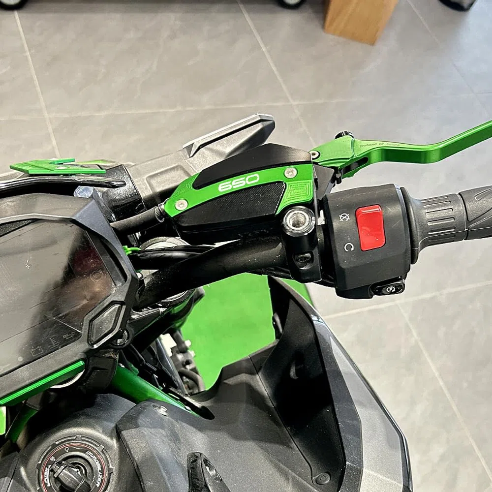 Para Kawasaki Z650 Z 650 RS Ninja650 ninja 650 2017-2025 Versys650 Accesorios de Aluminio Motocicleta Cubierta delantera trasera del depósito de líquido de frenos Tapa de llenado de aceite de
